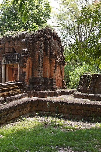 47-Prasat Prang Ku Somboon-019